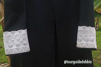 Puerto Rico judge robe sleeves