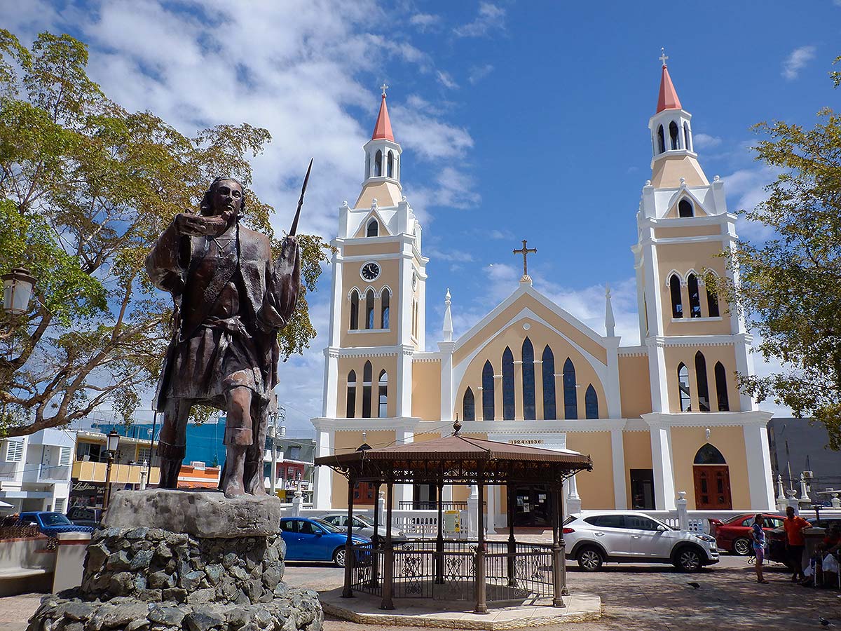 Aguada, Puerto Rico historical plaza and church